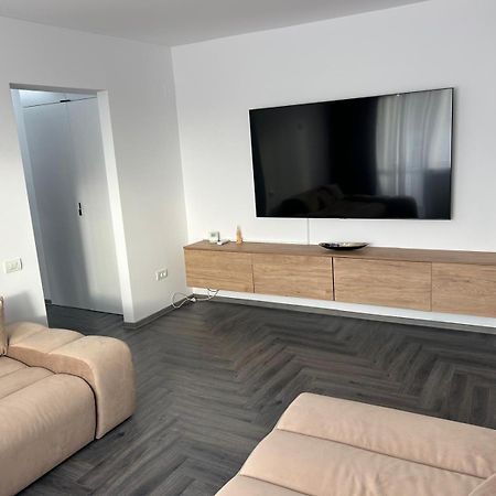 Elit Apartment Κραϊόβα Εξωτερικό φωτογραφία
